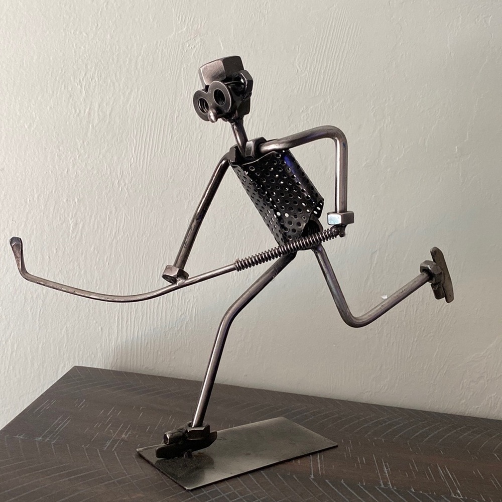 Hockey figure